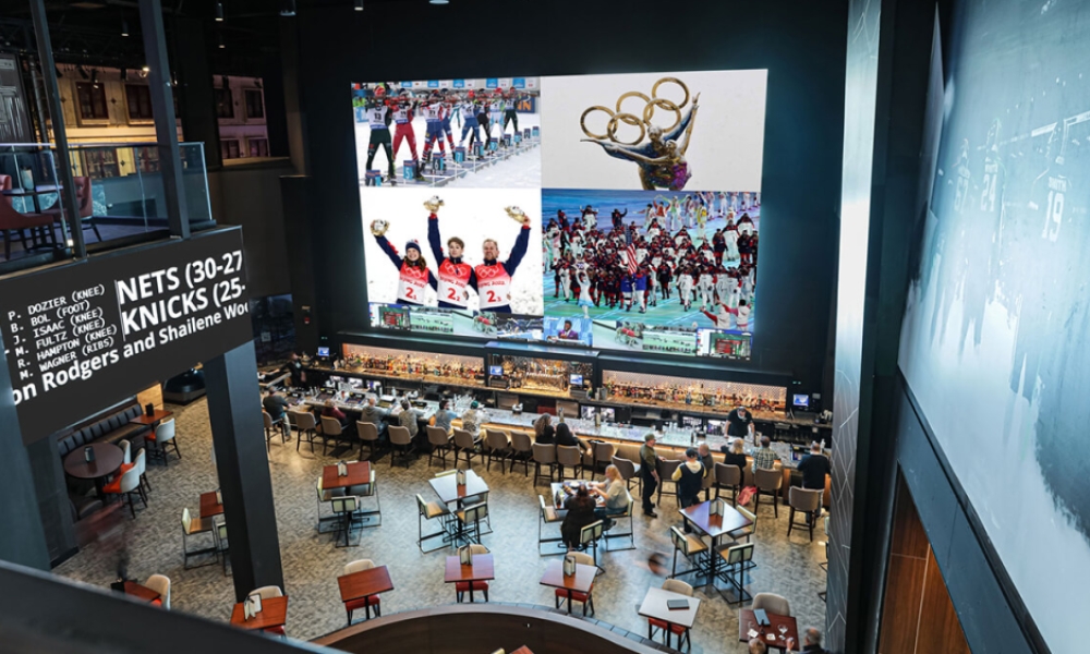 Watch The Game Sports Bars Breweries And Sportsbook Spots In